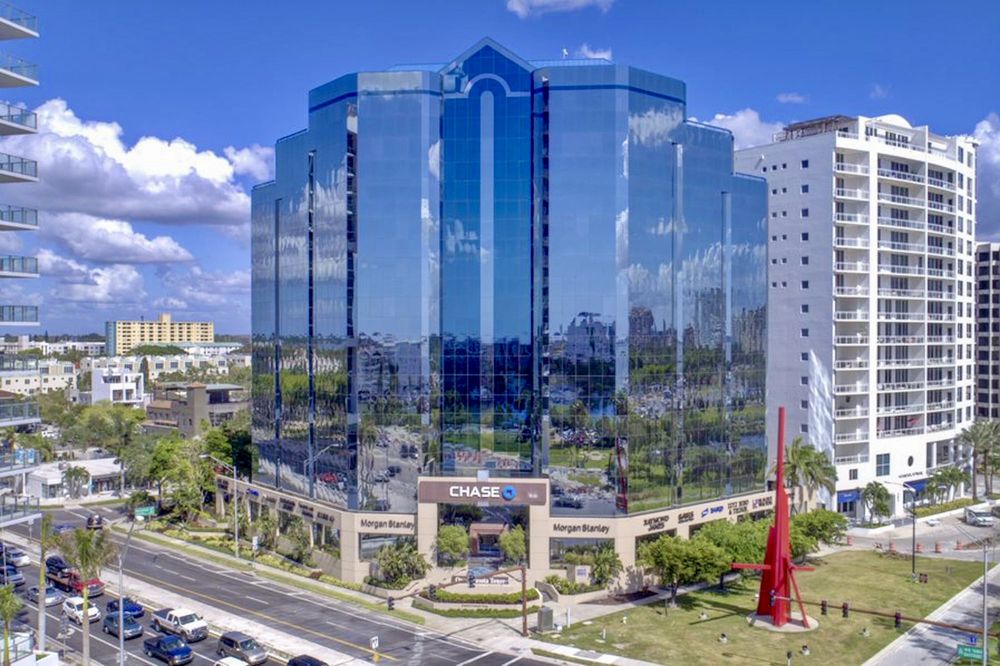 Rigo Rivera - Align Right Realty SRQ Opulence