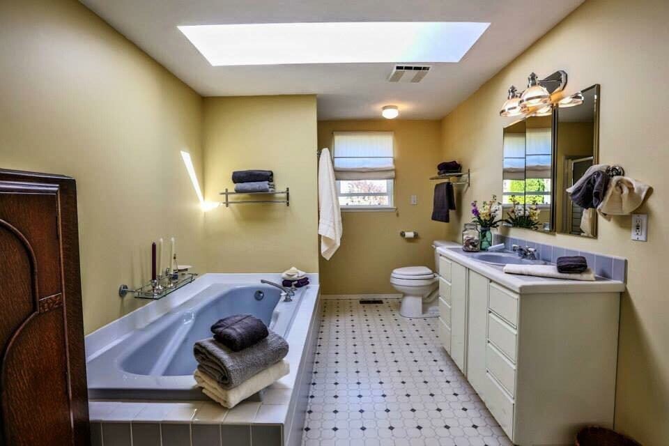 Simplify Cleaning Solutions