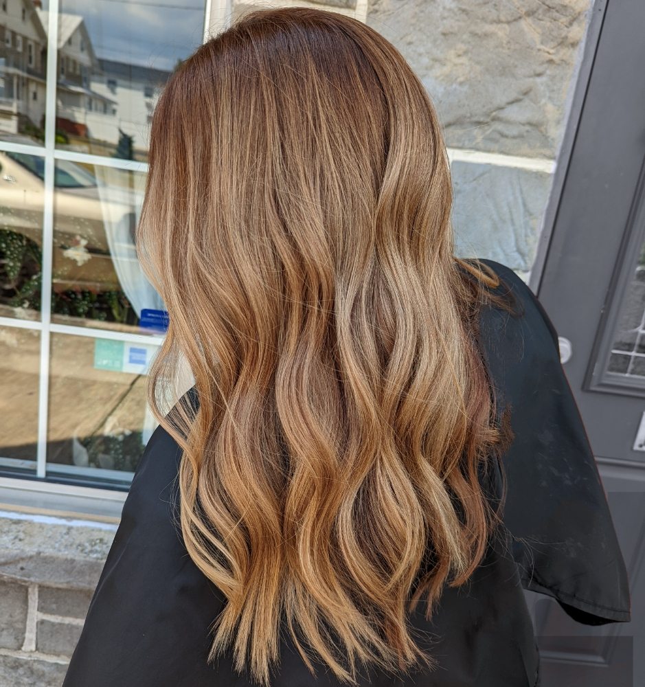 @lizzach Salon