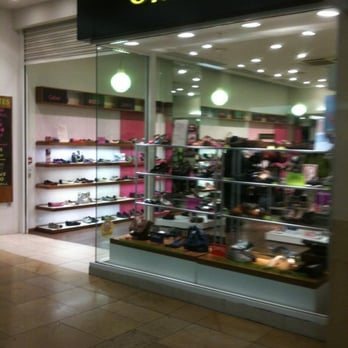 jones bootmaker outlet