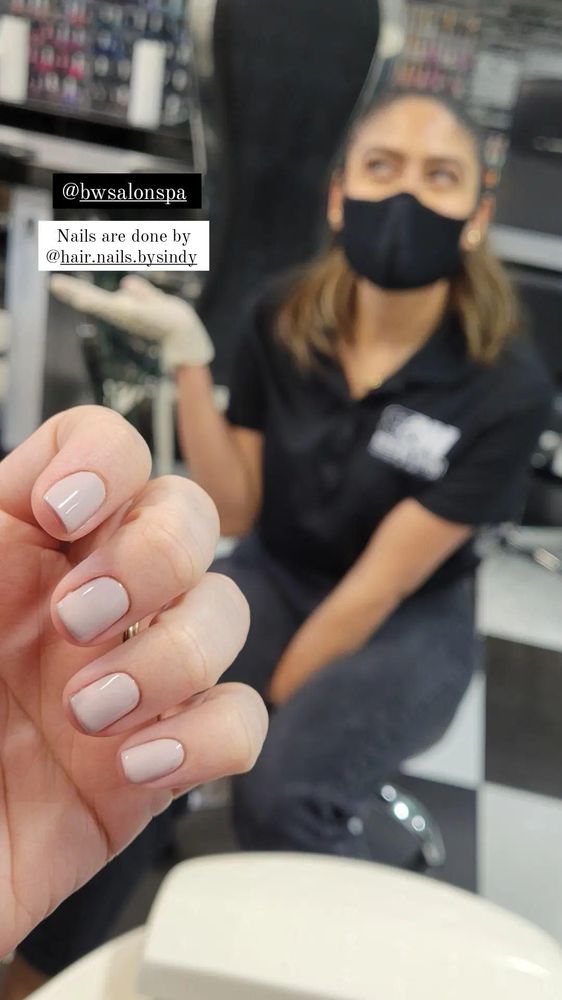 Black & White Salon and Nail Spa