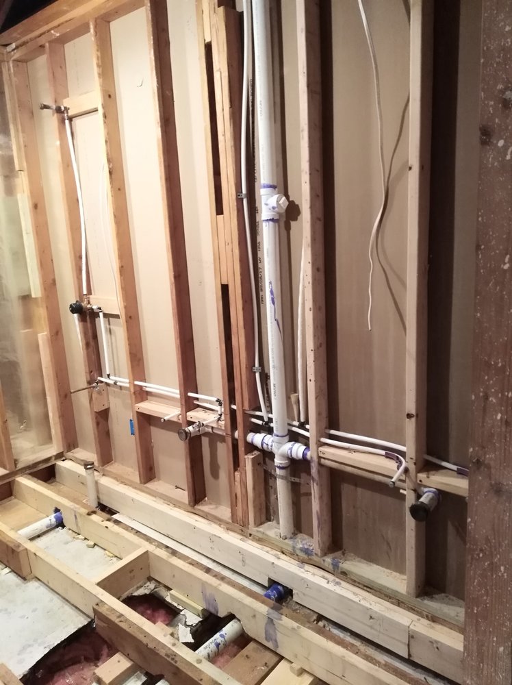 image of business Charlies Plumbing
