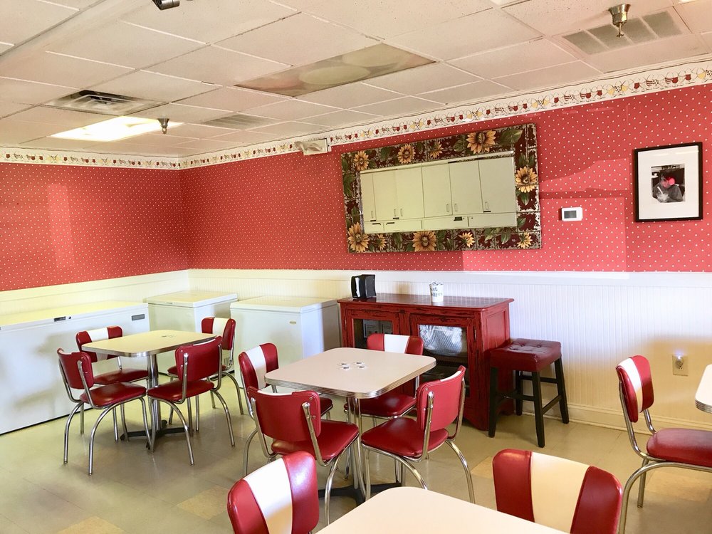 Gilly’s Creamery 85 Photos & 38 Reviews Ice Cream & Frozen Yogurt