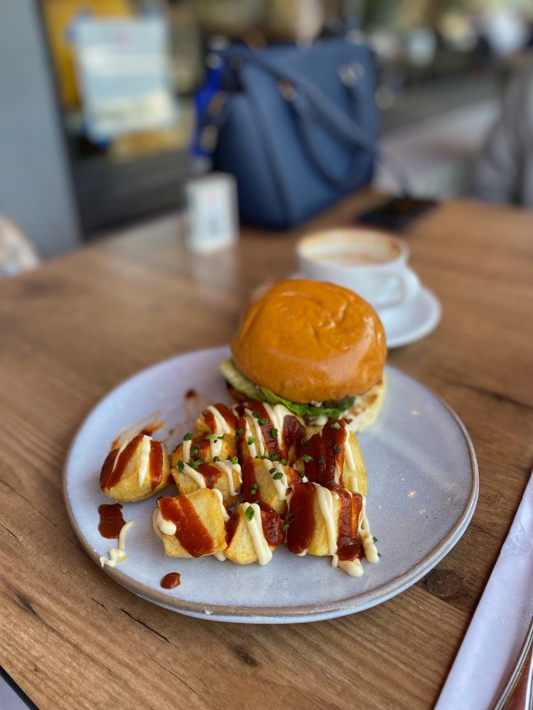 GASOLINA cafe | market | wine bar GASOLINA cafe | market | wine bar