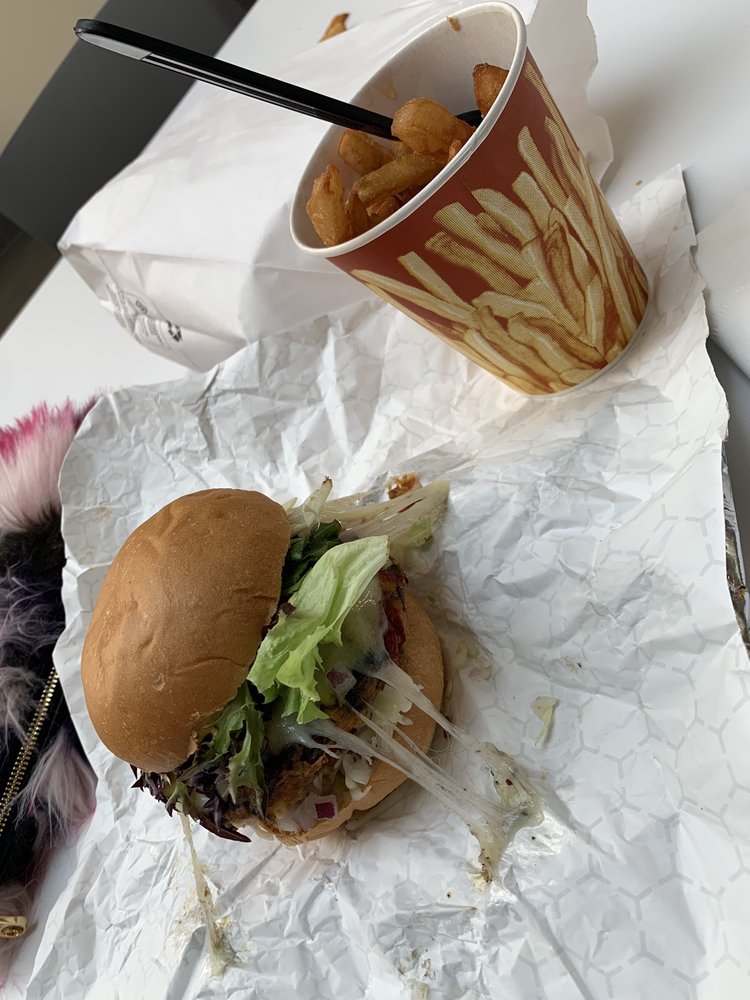 Kooper's Chowhound Burger Wagon Kooper's Chowhound Burger Wagon