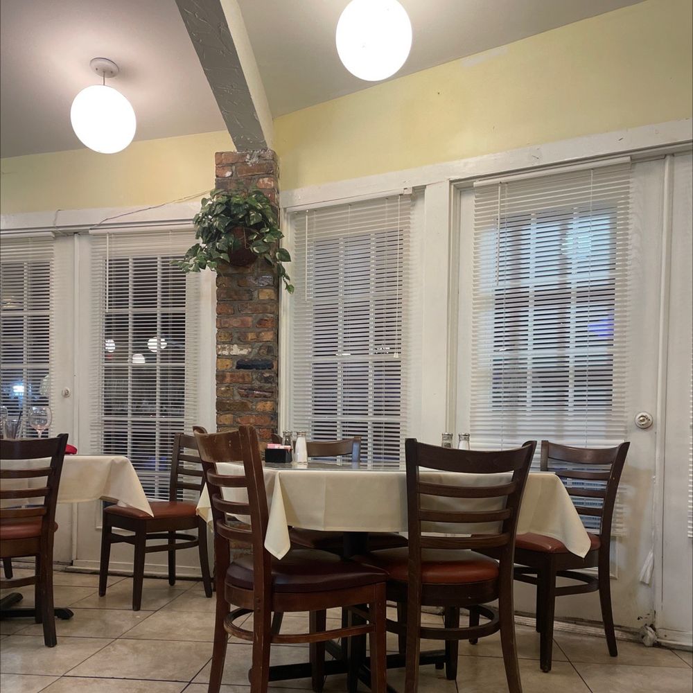 Valdos Seafood House