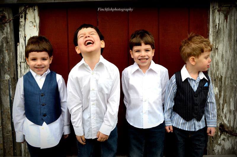 Finch Fish Photography