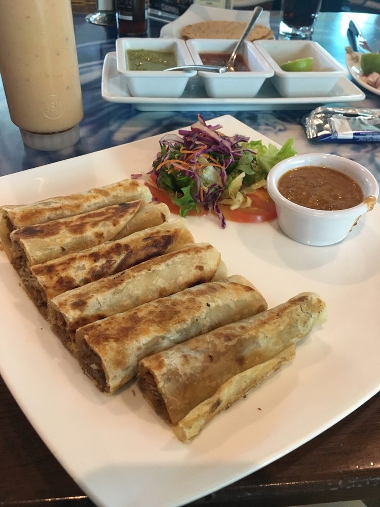 Cabanna 12 Photos International Calz. Cetys 1950, Mexicali, Baja