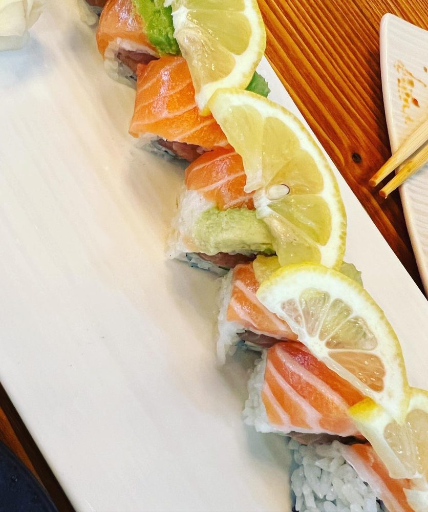 Sapporo Sushi & Roll