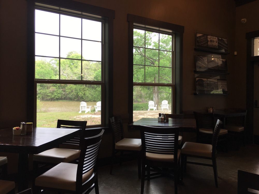 Riverfront 19 Photos &amp; 20 Reviews Seafood 530 Park