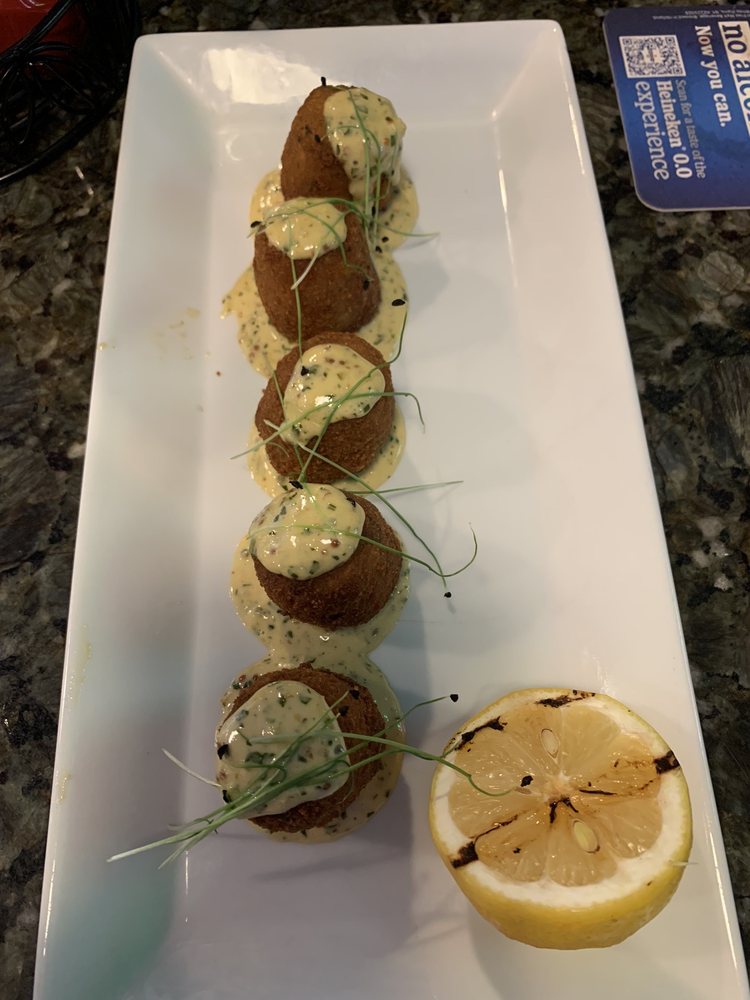 Hole 19 - Scratch Kitchen + Bar