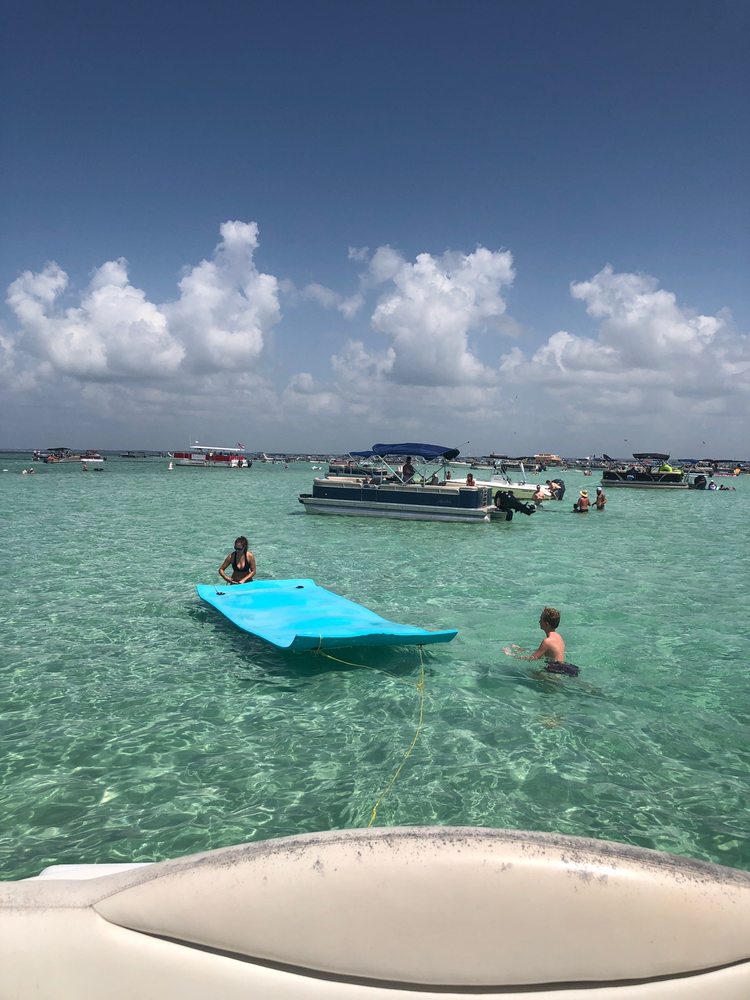 Crabisland
