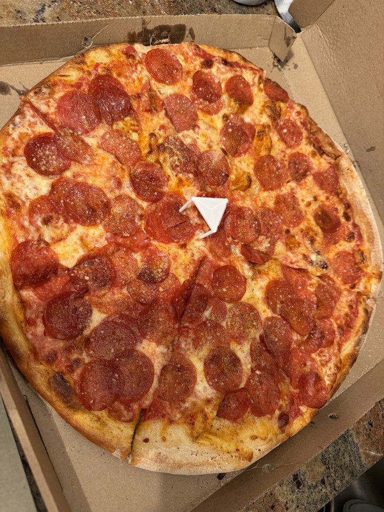 Regina Pizzeria Regina Pizzeria
