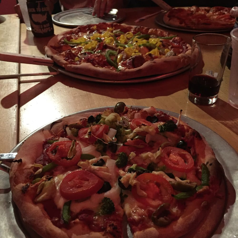 Tomatinos Pizza & Bake Shop 41 Photos & 105 Reviews Pizza 1036 E