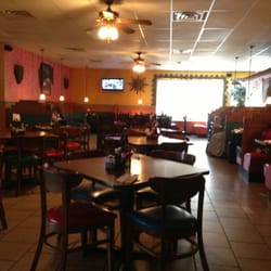 Maya Mexican Restaurant 18 Reviews 4420 Broadway St Photo Of Maya Mexican Restaurant Quincy Il United States The Dining Room