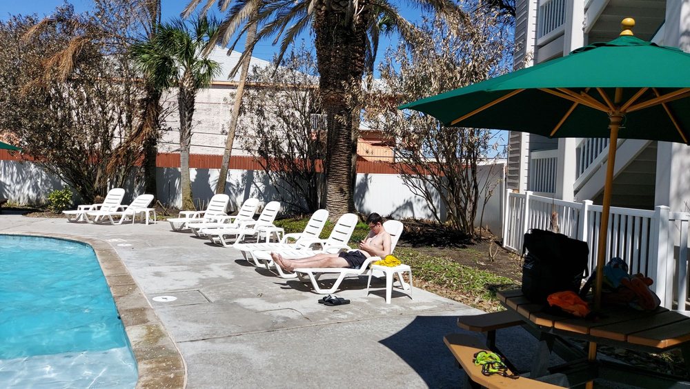 Casa Del Mar Beachfront Suites