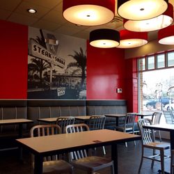 Steak N Shake Closed 24 Photos 28 Reviews Burgers 64 Photo Of Steak N Shake West Windsor Township Nj United States