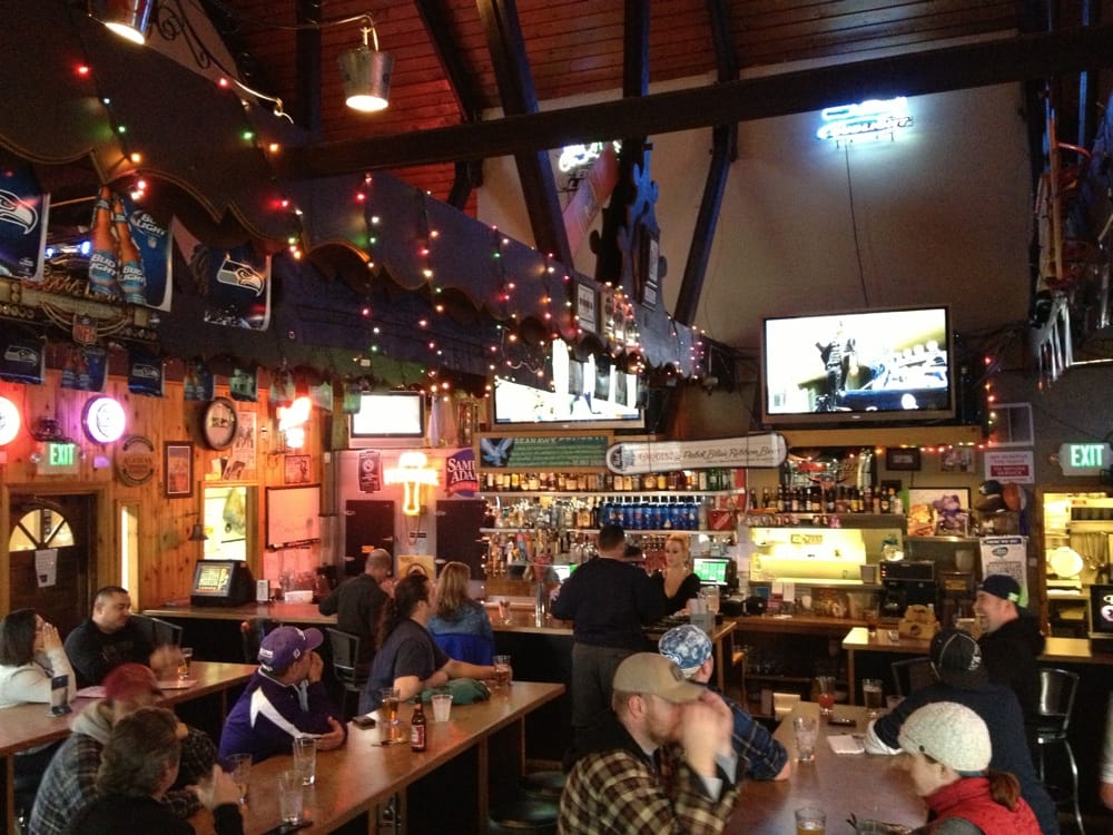 Pour House Bar & Grill 17 Photos & 45 Reviews American (Traditional