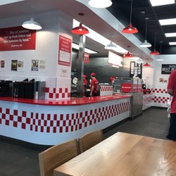 Five Guys 22 Reviews Fast Food 2401 E Lincoln Hwy New Lenox Photo Of Five Guys New Lenox Il United States Clean Place And