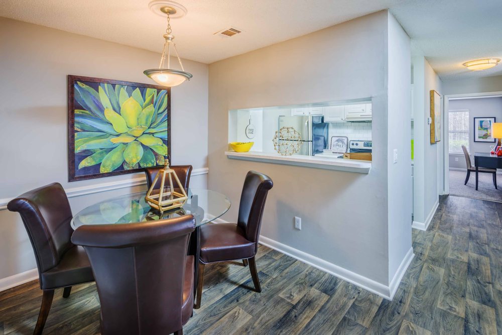 The Pointe at Irving Park