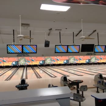 Pacific Avenue Bowl 34 Photos 54 Reviews Bowling 5939 Photo Of Pacific Avenue Bowl Stockton Ca United States