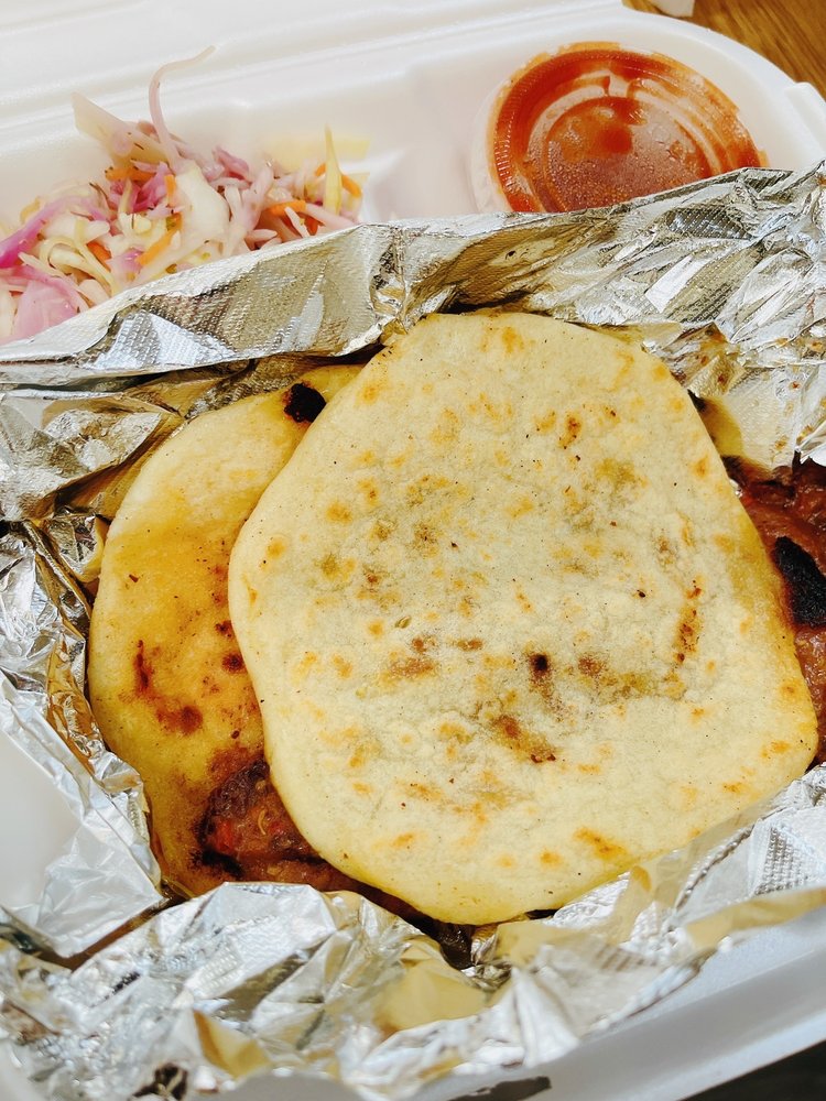 Lucita’s Pupuseria