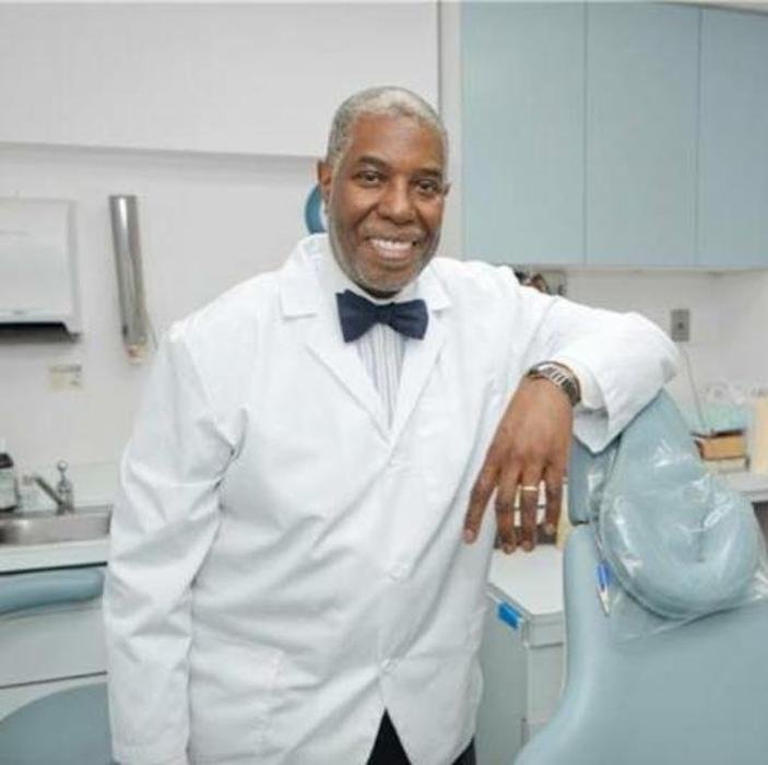 image of business Leon T Merrick, DDS
