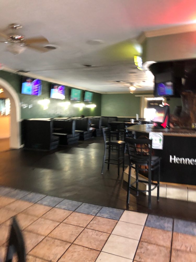 Phat Daddy's Sports Bar And Grill