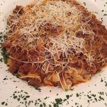 Magna Restaurant 202 Photos 94 Reviews Italian 3525 Photo Of Magna Restaurant Flushing Ny United States Fettuccini Bolognese Pasta