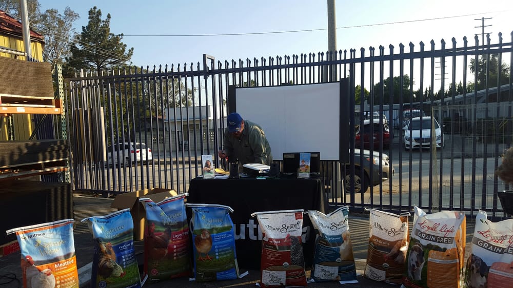 East Valley Feed & Tack 19 Photos & 12 Reviews Pet Stores 11084