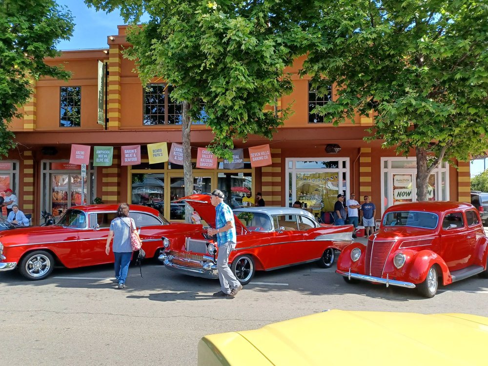 Castro Valley Marketplace