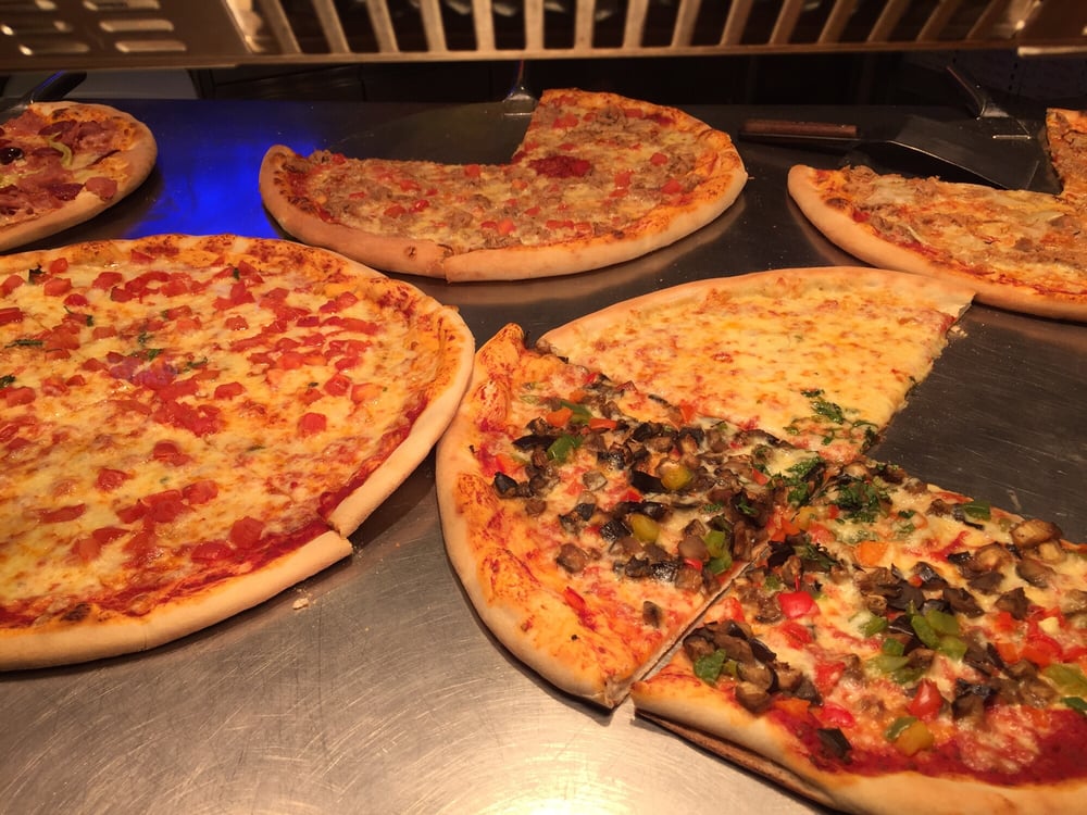 Pizza Bizi 24 Photos & 45 Reviews Pizza Rotenturmstr. 4, Innere