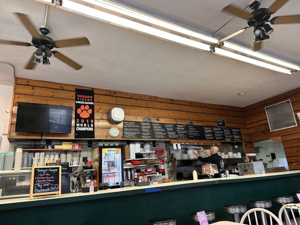 Tuckahoe Station Cafe