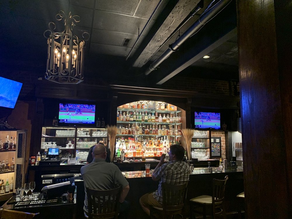 Twisted Oak American Bar and Grill