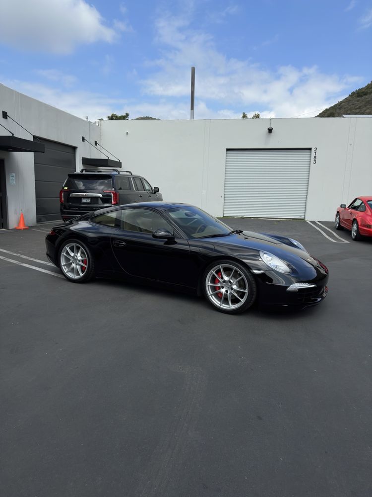Luxury Road Detail Studio