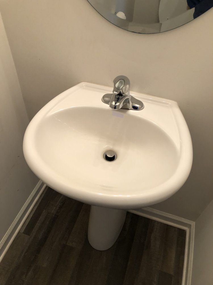 Refreshly Professional Cleaning Solutions