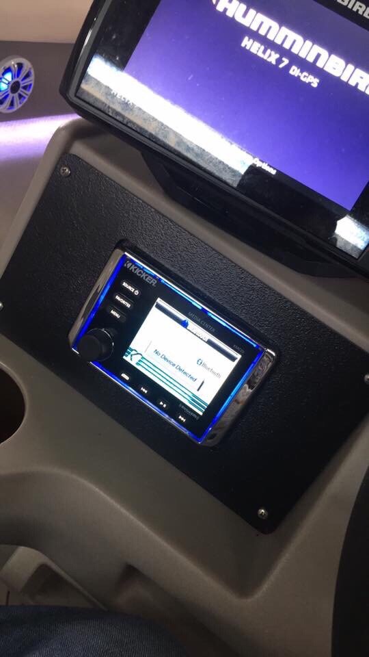 Winchester Auto Radio