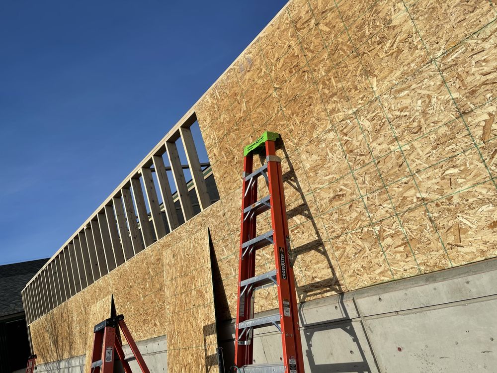 image of business Green Ladder Contractors