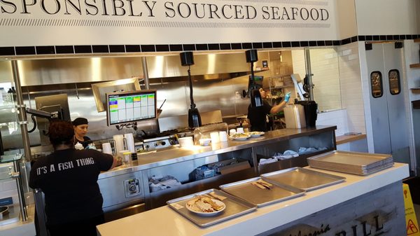 California Fish Grill 428 Photos 567 Reviews Seafood 27471