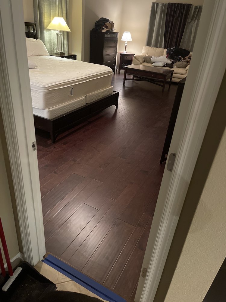 image of business Discount Carpet & Tile