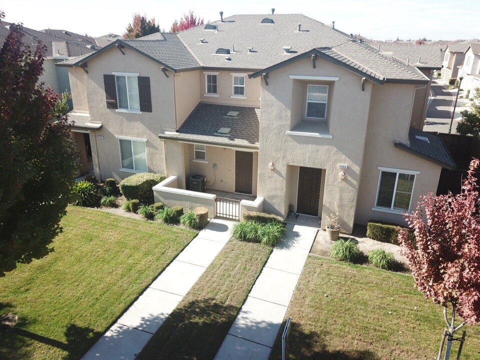 Tapestry Townhomes