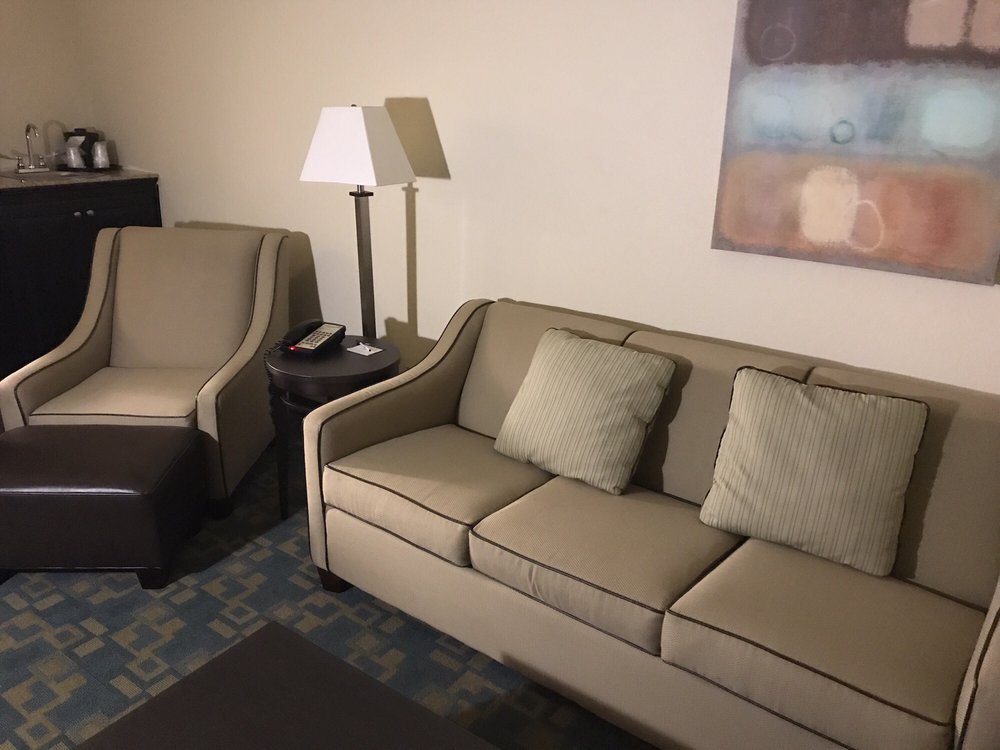 Holiday Inn Express & Suites Branson 76 Central