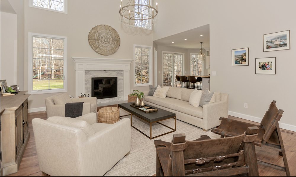 image of business Homes Aglow Home Staging and Redesign