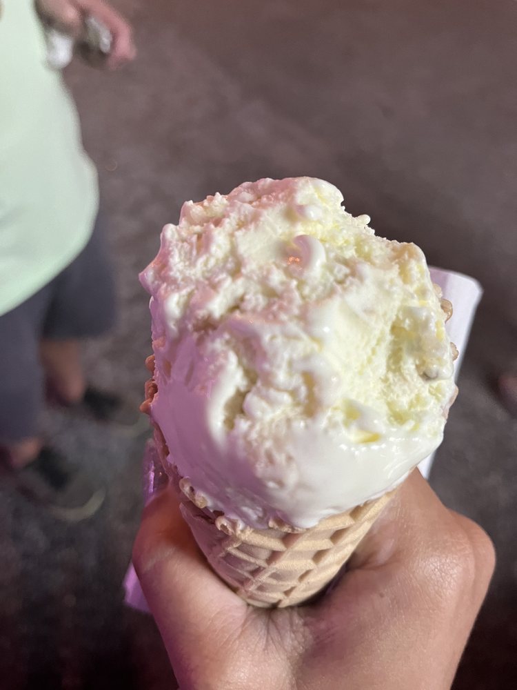 Larry's Ice Cream & Gelatos