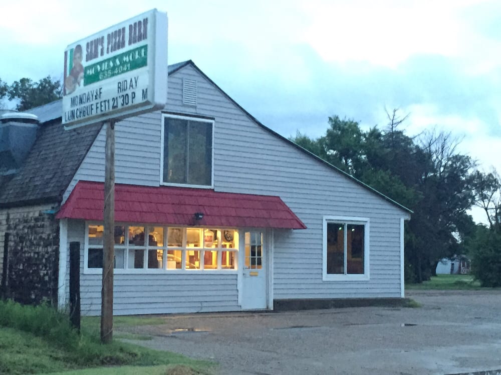 Sam’s Pizza Barn Pizza 509 W 4th Ave, Ashland, KS Restaurant