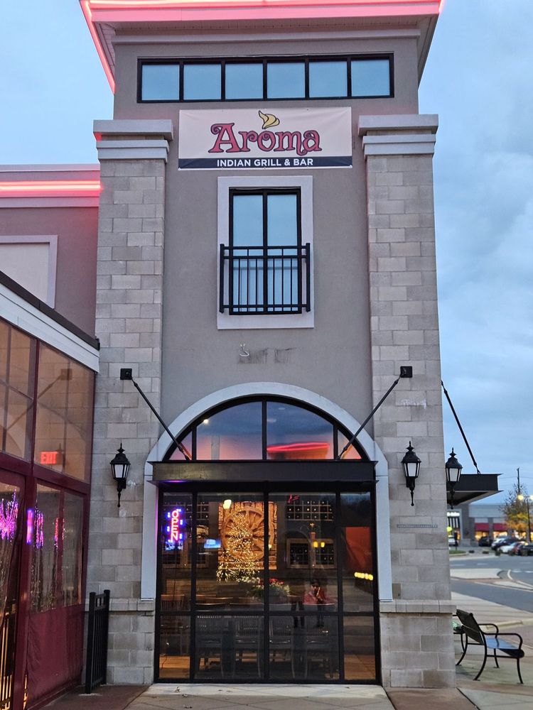 AROMA Indian Grill & Bar