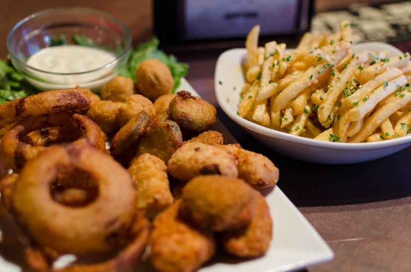 The Lodge Sports Bar & Grill 23 Photos & 25 Reviews American