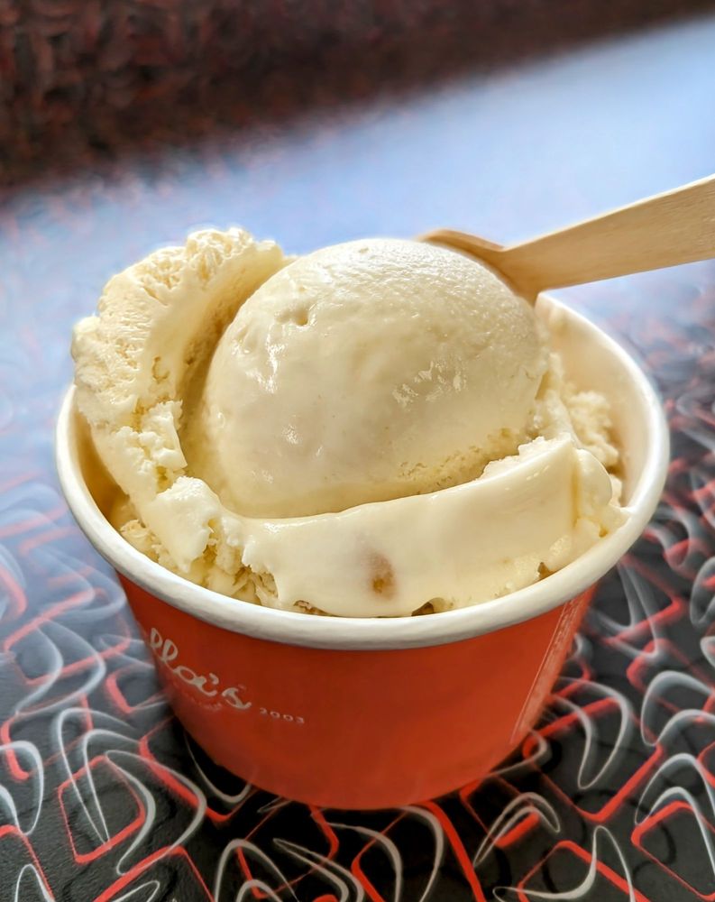 Bella’s Ices & Ice Cream