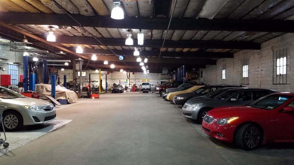 Yarnall's Garage