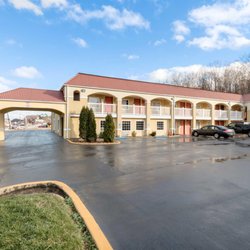 Econo Lodge 16 Photos Hotels 3325 Us Route 60 Huntington Wv Photo Of Econo Lodge Huntington Wv United States